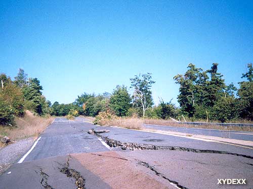 Abandoned section of Highway 61. -- XYDEXX.COM