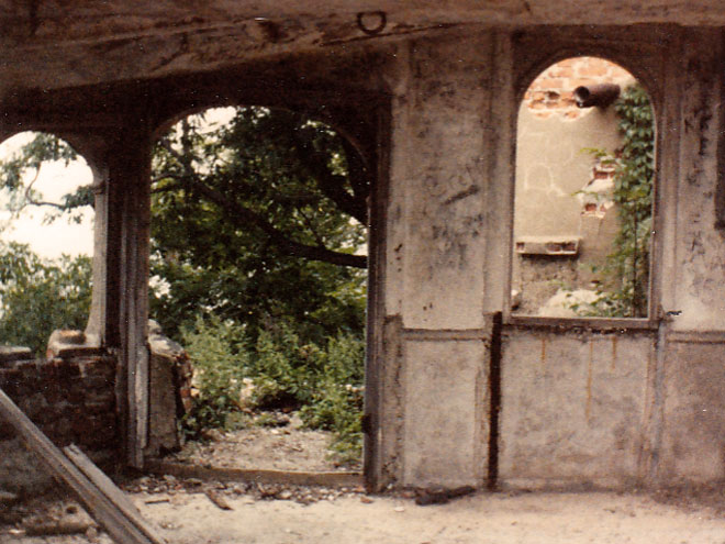 Sleeping porch of Bannerman's Island residence